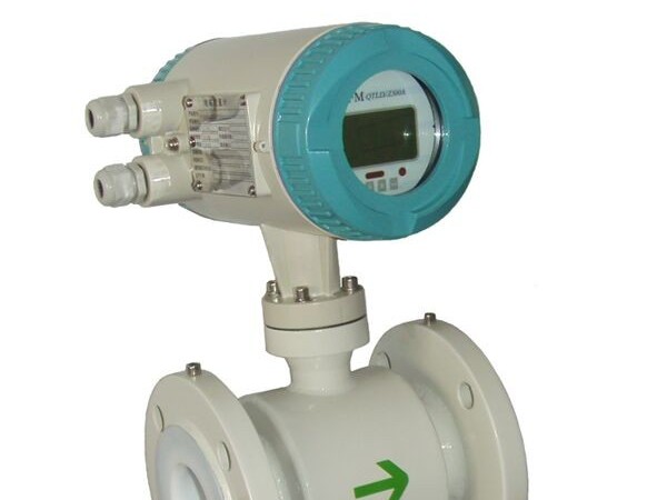 電磁流量計(jì)在大壩泄洪口流量測(cè)量